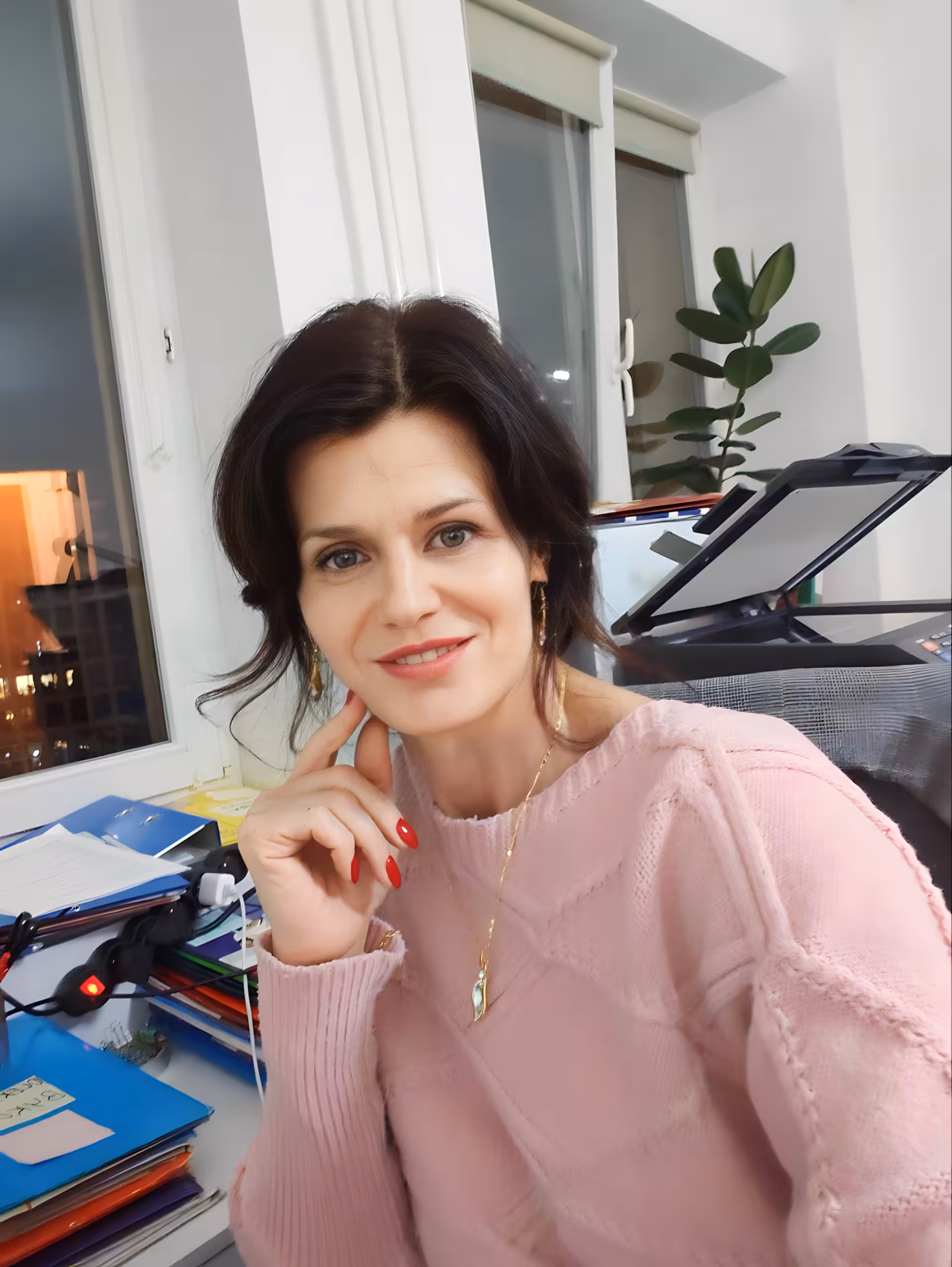 Nataliia  dating mid 30s woman