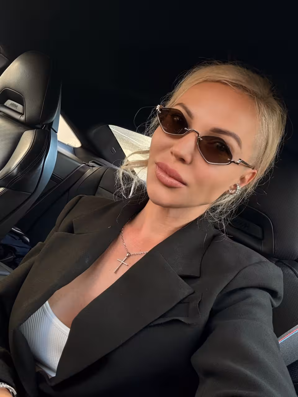 Olga dating mid 30s woman