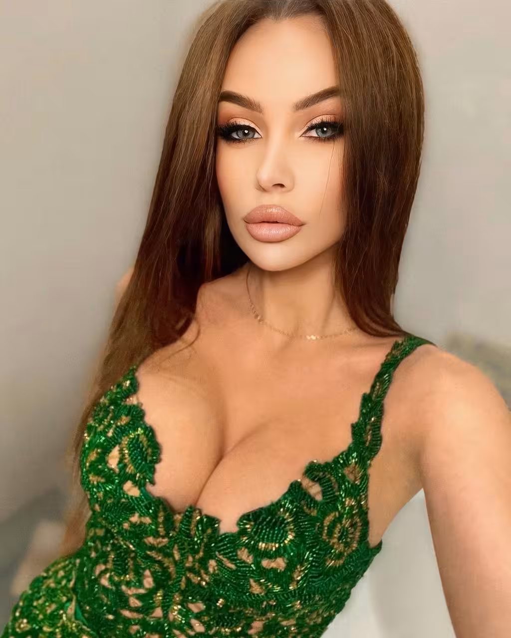 Nastya russian dating girl