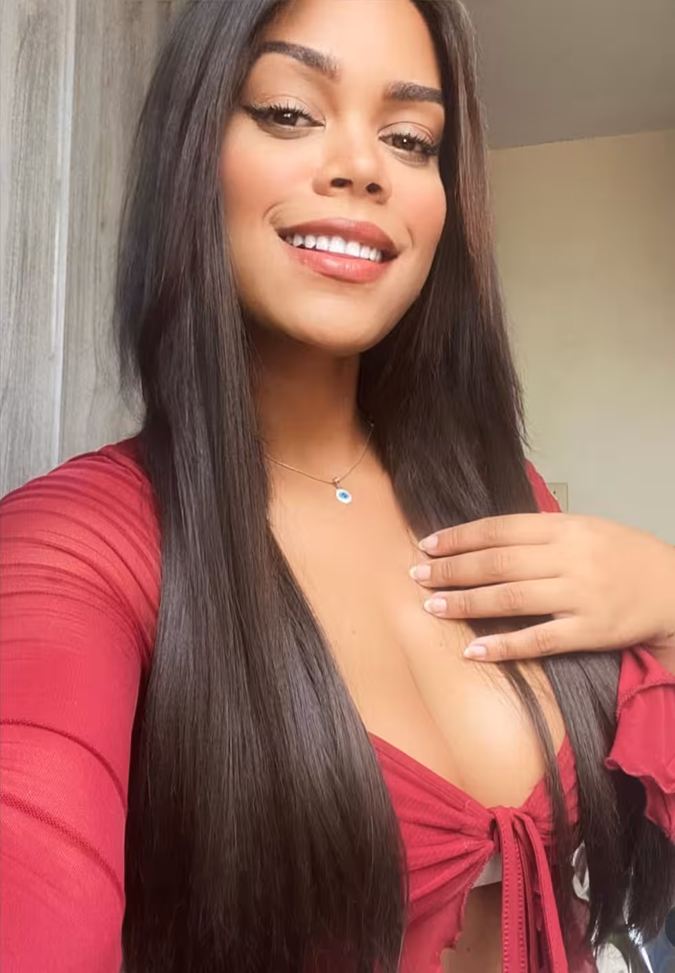 Taís russian dating site pictures joke