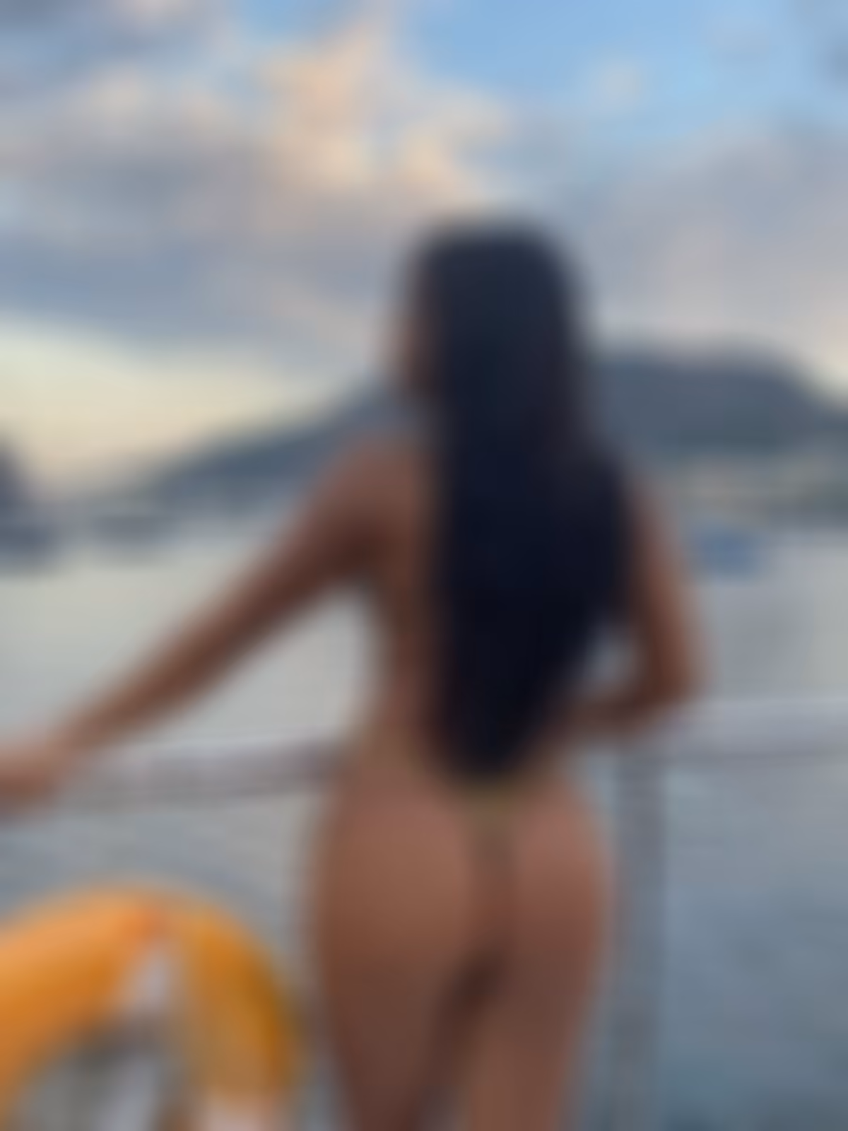 Taís russian dating site pictures joke