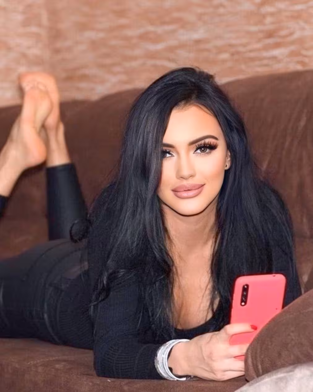 Tatjana woman dating man 8 years younger
