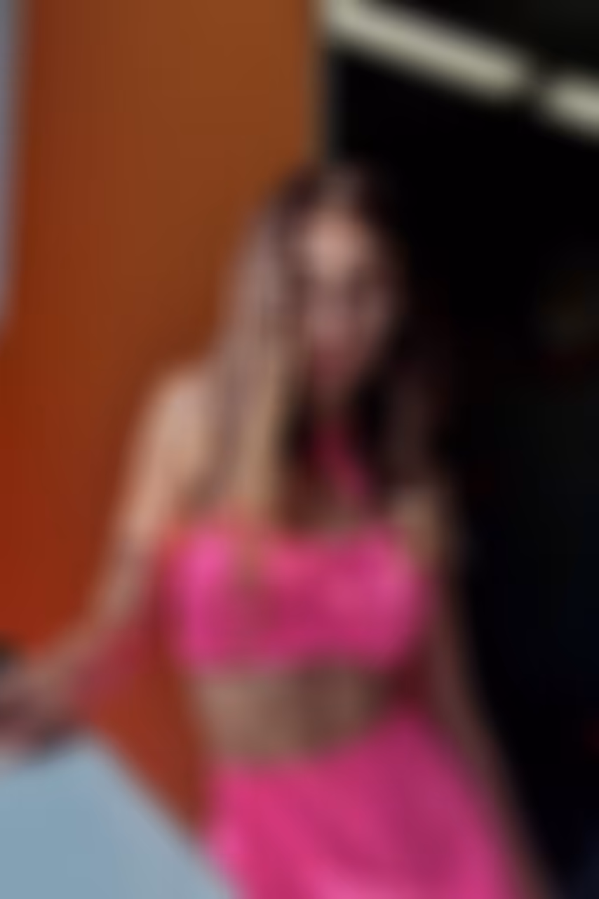 Alina dating and marriage traditions in france