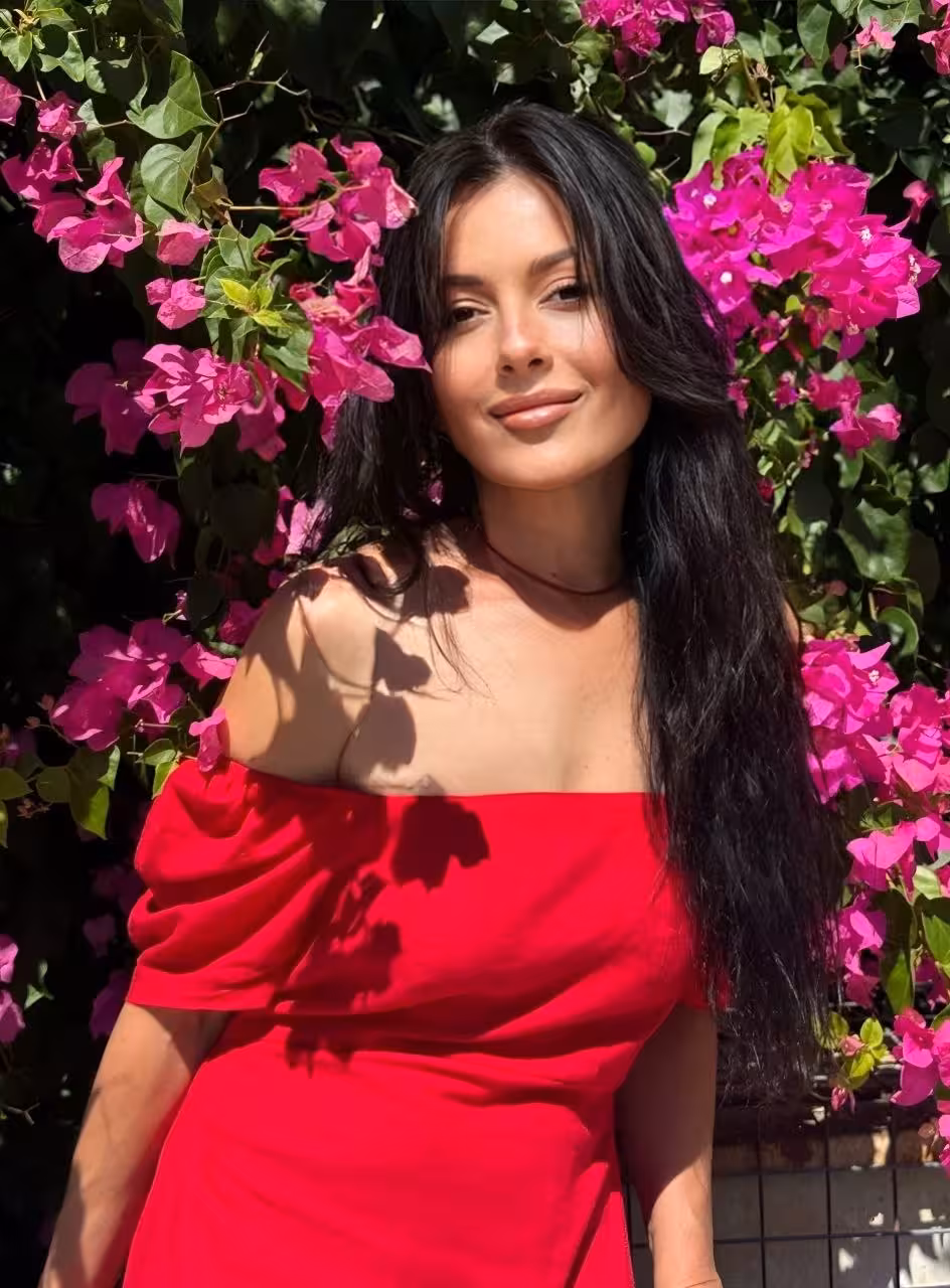 Lina dating for many years before marriage