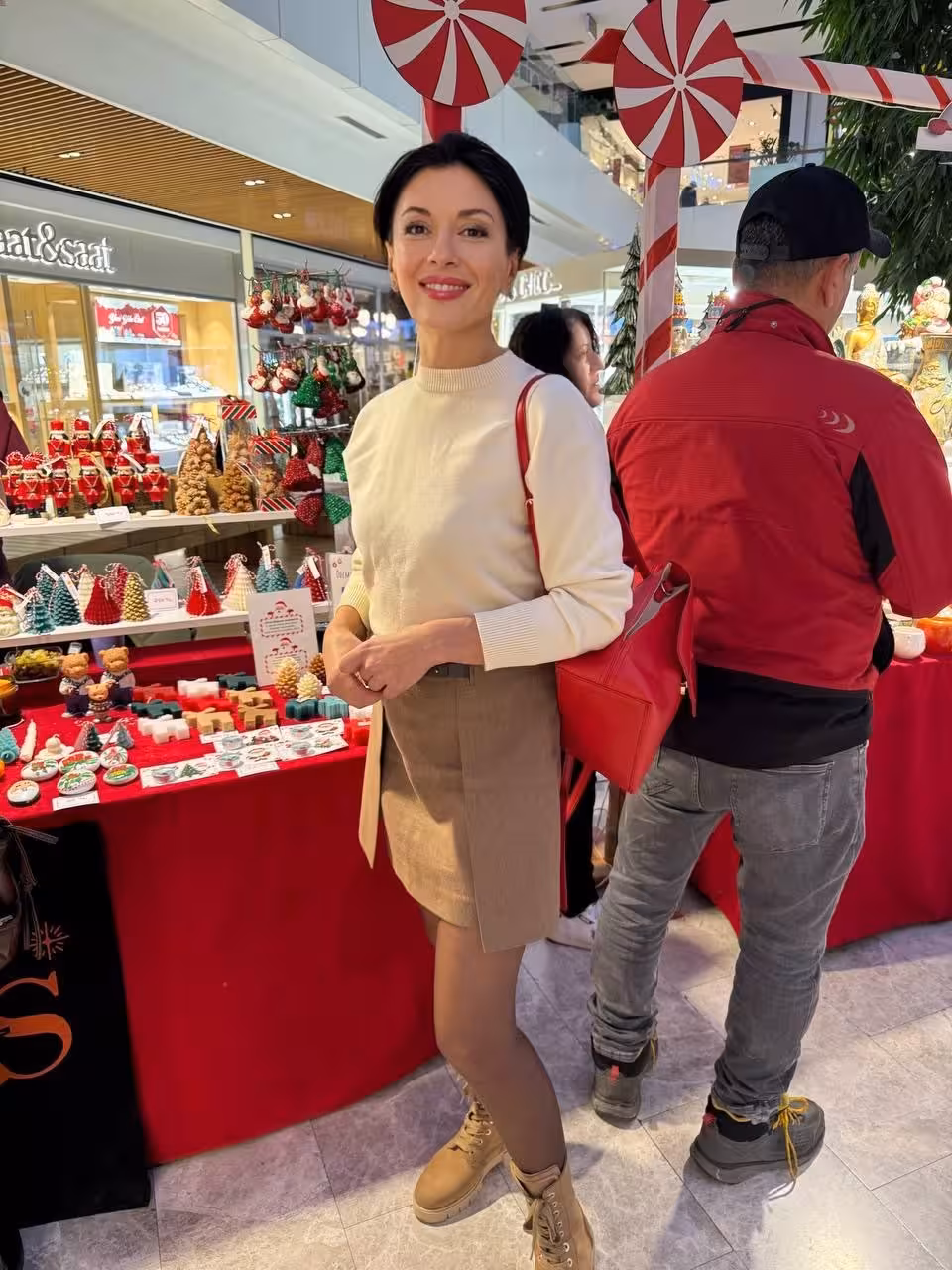 Lina dating for many years before marriage