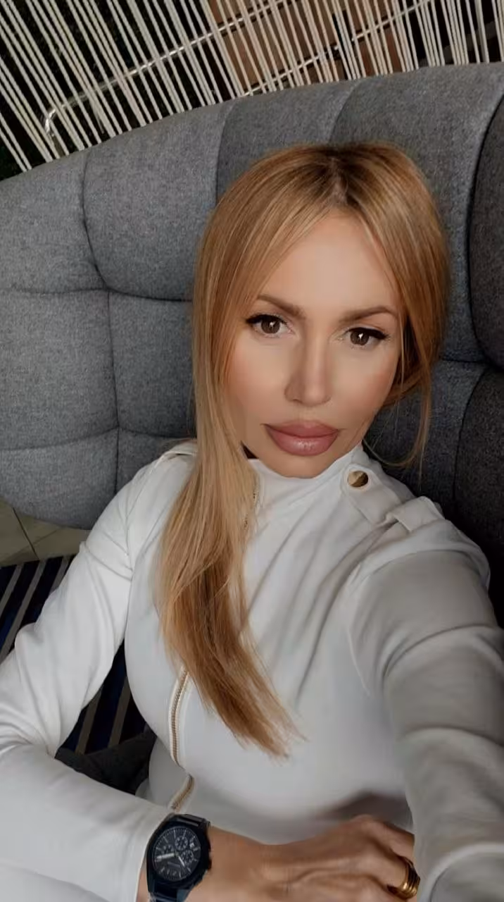 Nadiya dating woman 4 years older