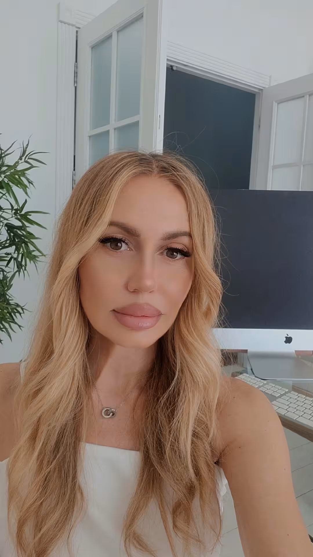 Nadiya dating woman 4 years older