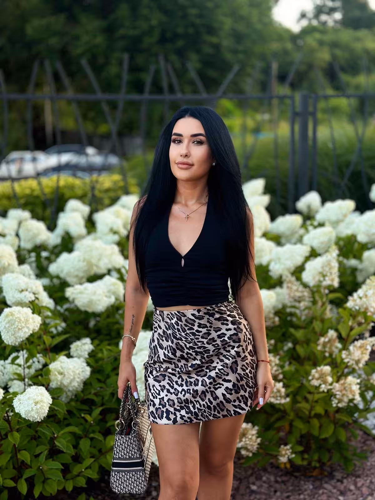 Yana russian dating app free