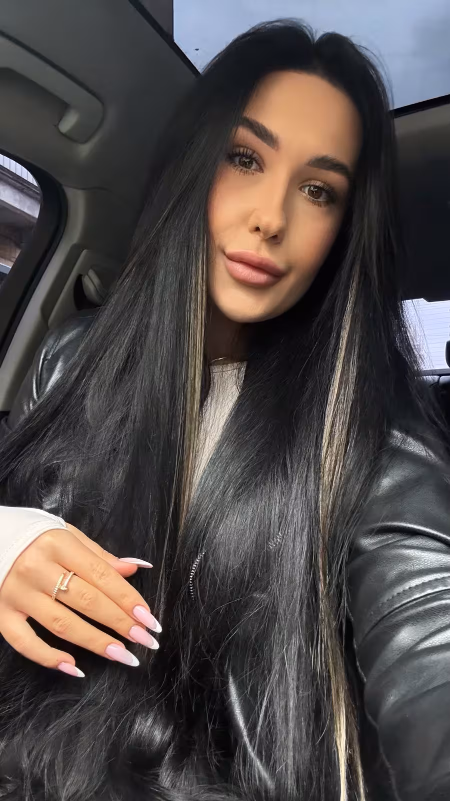 Yana russian dating app free