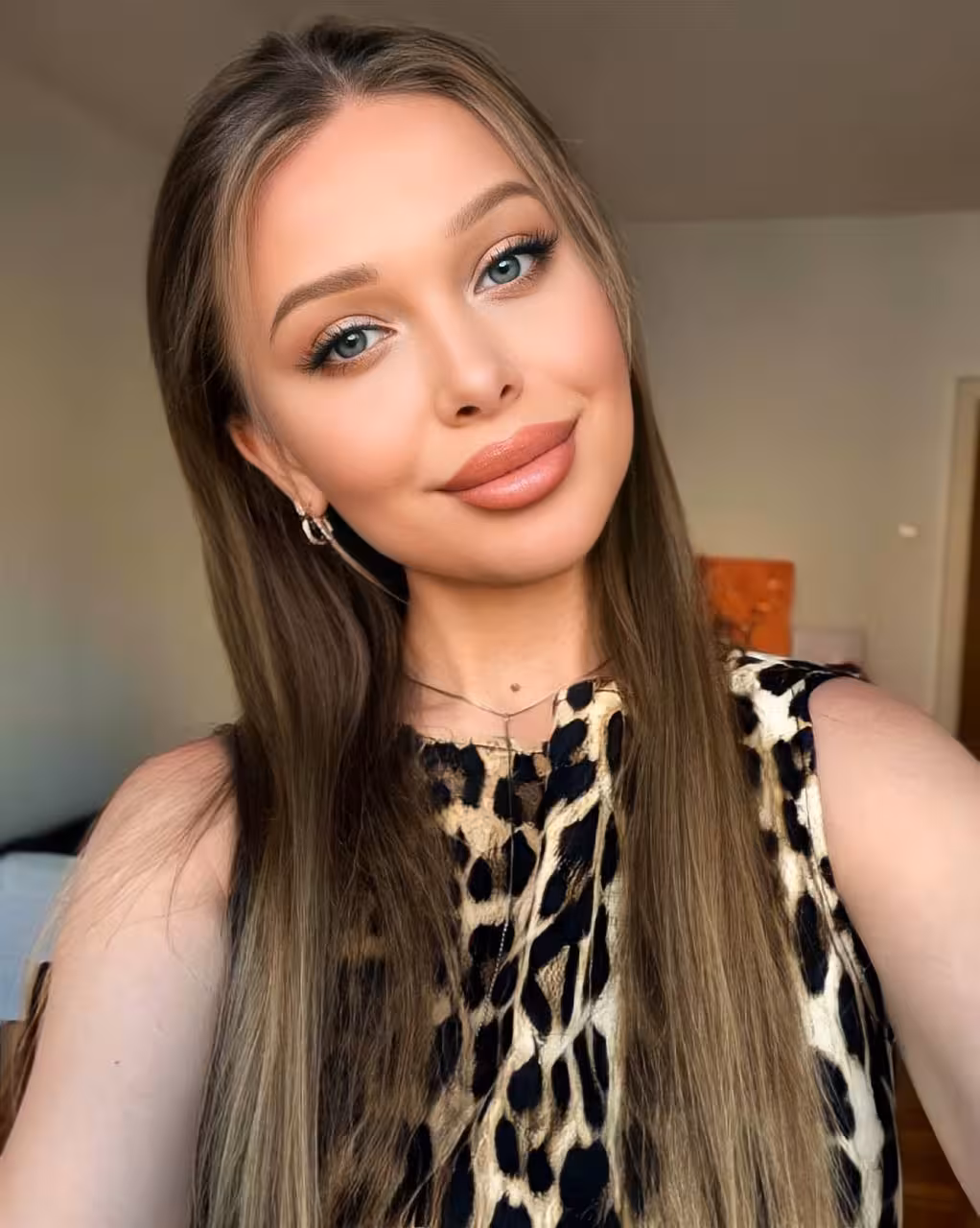 Anastasia woman dating someone 7 years younger