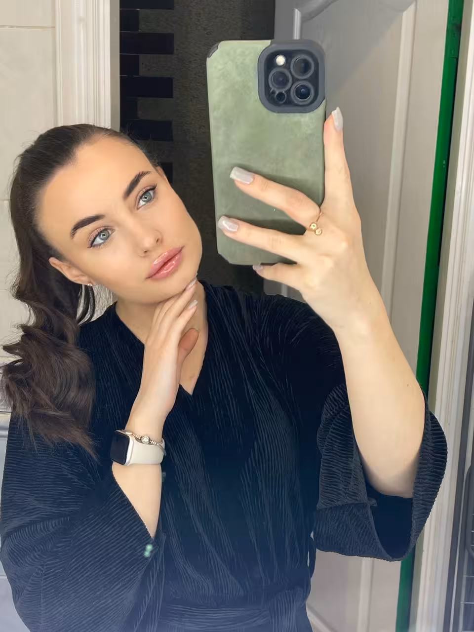 Nataliia 25 yo from Munich  Germany I dream of a marriage full of laughter