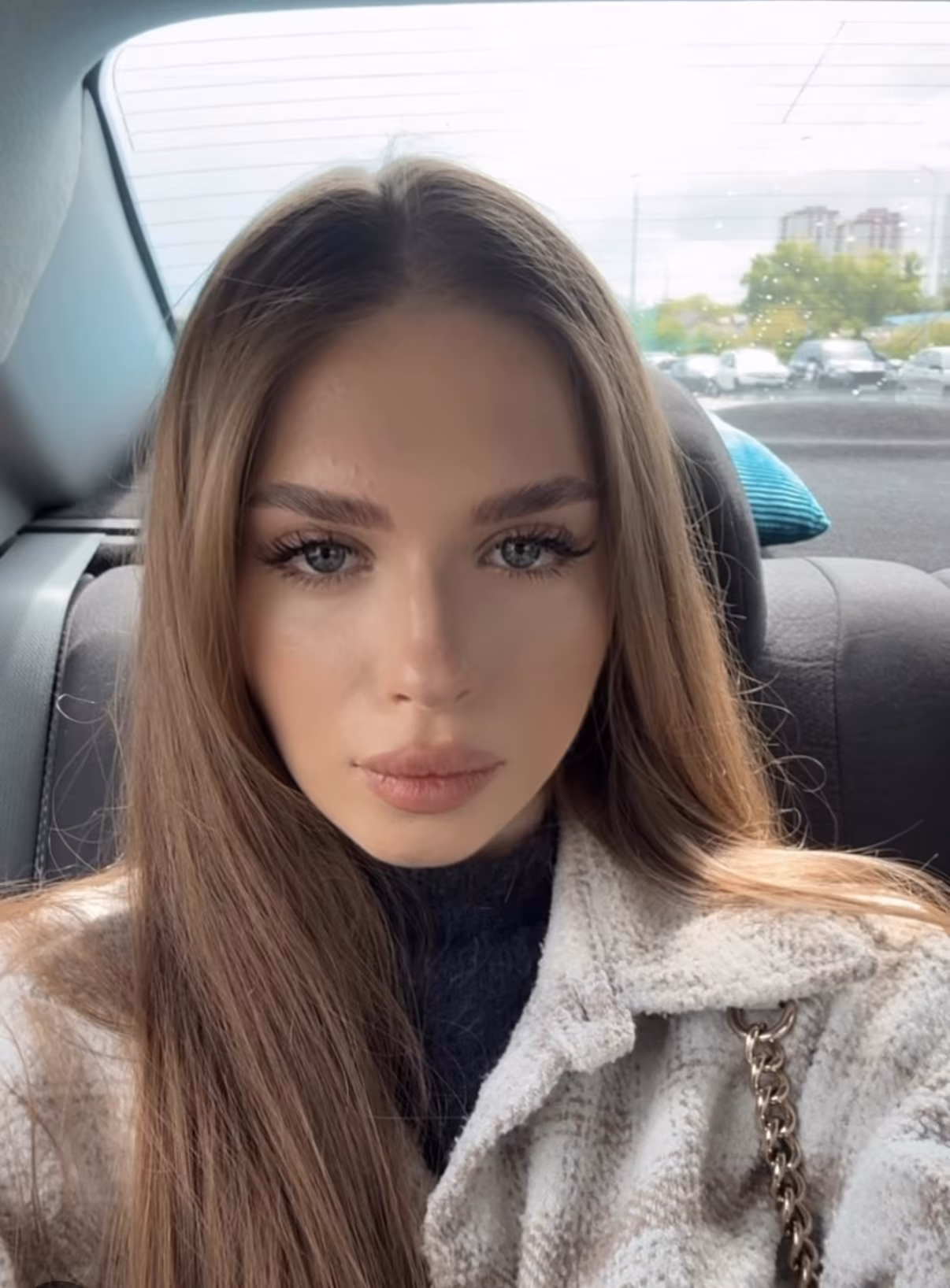 Yelyzaveta 20 Kyiv Ukraine My dream is to find my prince for marriage