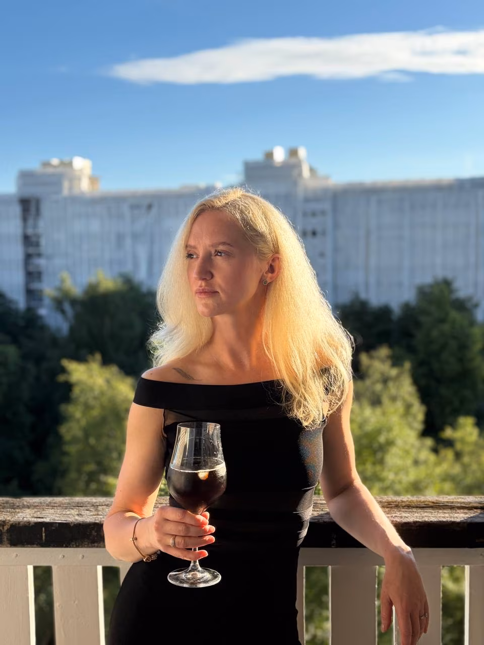 Iaroslava 42 Glukhov Ukraine I want a holy union with a faithful man