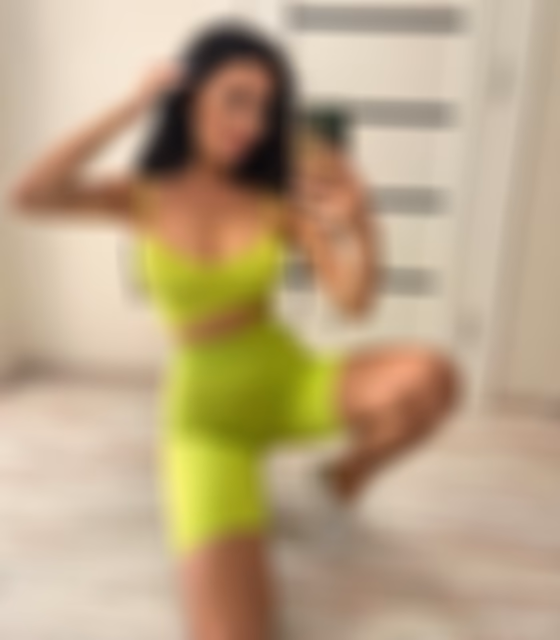 Ekaterina 37 Berlin Germany My dream is to be the perfect bride for you