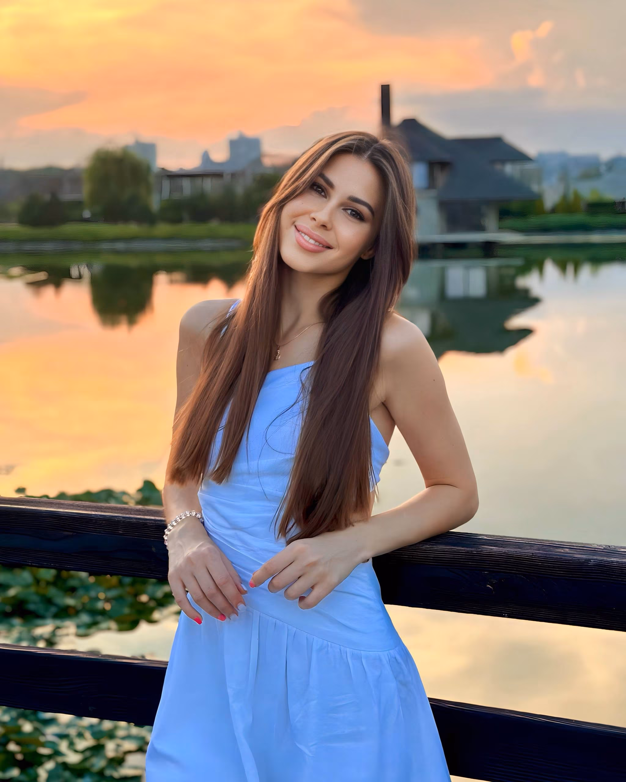Diana 25 Dnipro  Ukraine My dream is to build a home through marriage