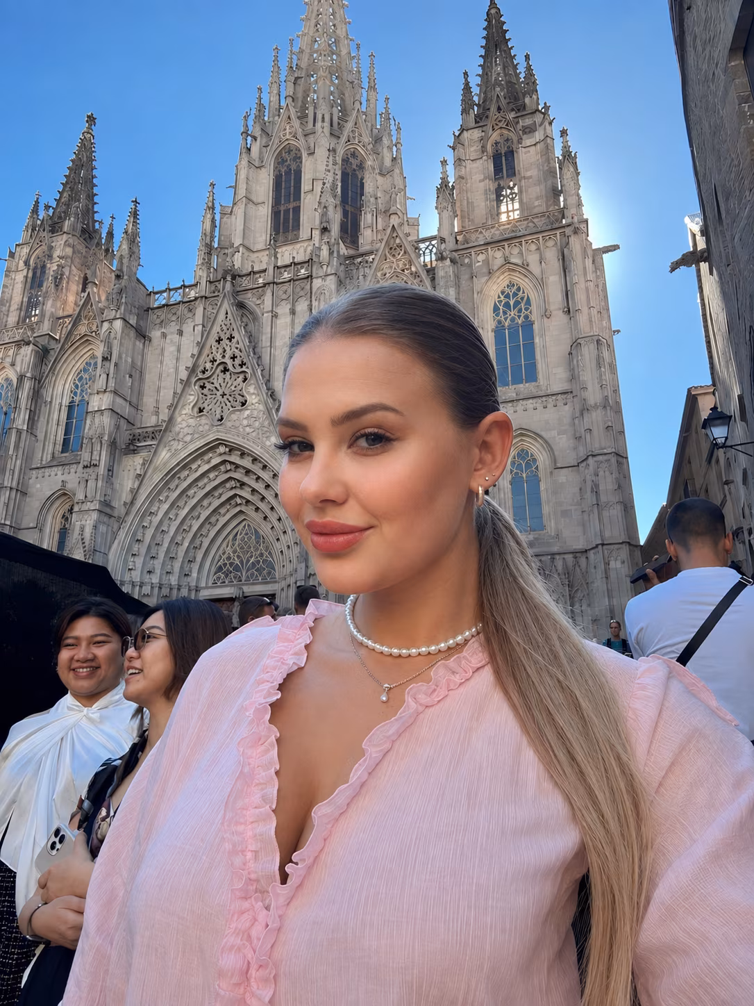 Anita 22 Okhtyrka Ukraine My dream is to tie the knot with you