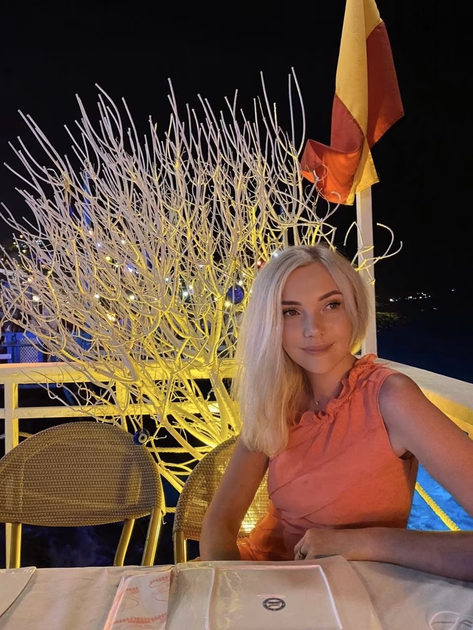 Yuliia 47 Berlin Germany I dream of a happy and loving marriage