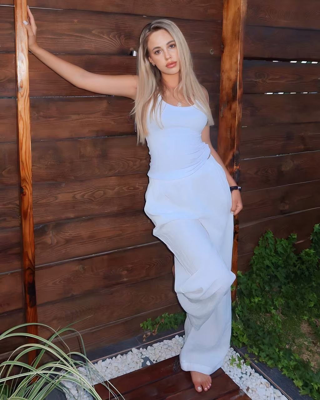 Vlada 22 Odesa Ukraine I'm dating with marriage in mind
