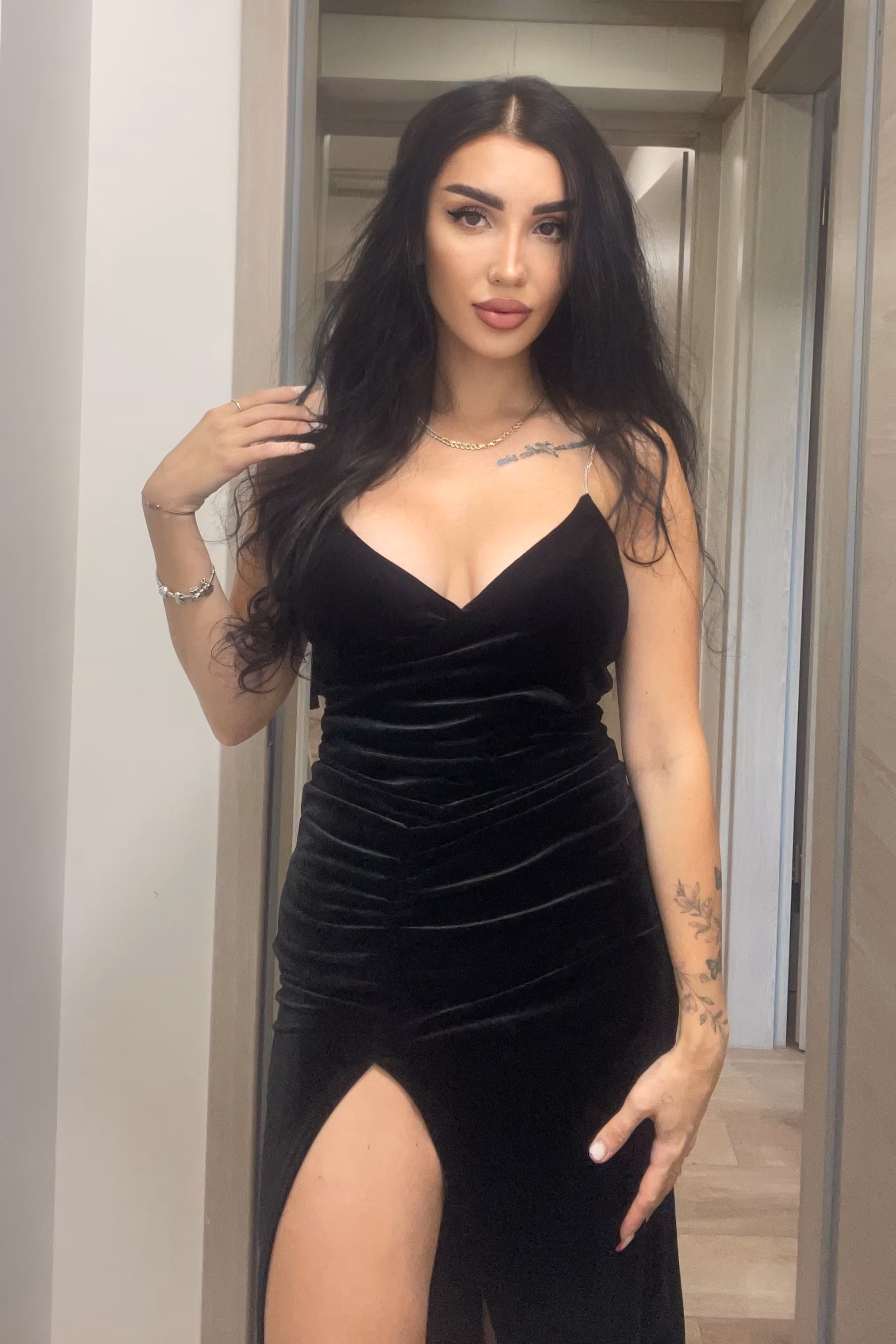 Alina 29 Budapest  Hungary I want a lifelong marriage full of love