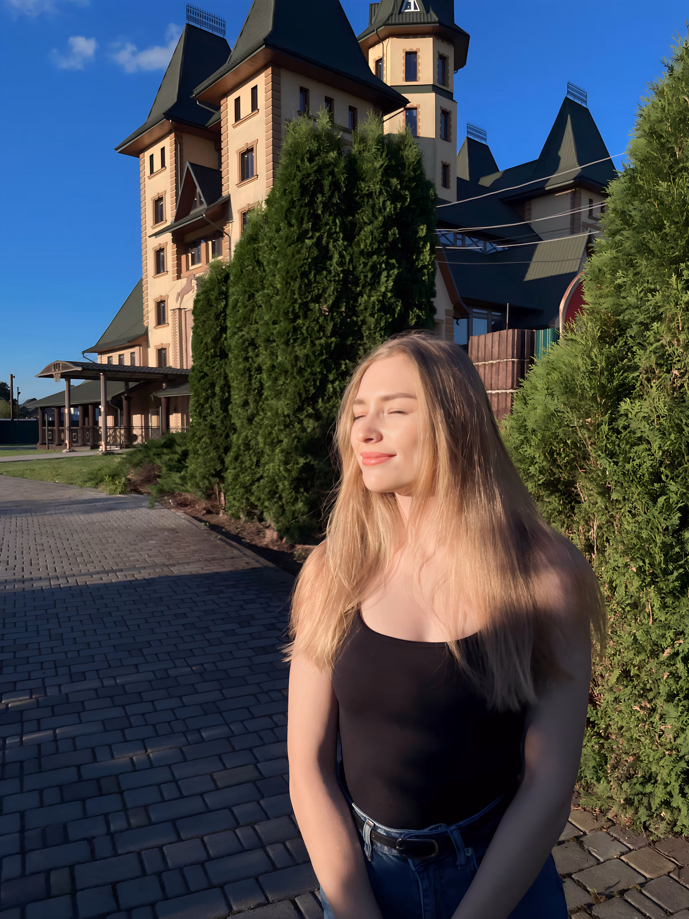 Mariia 29 Chernivtsi  Ukraine I want to experience holy matrimony