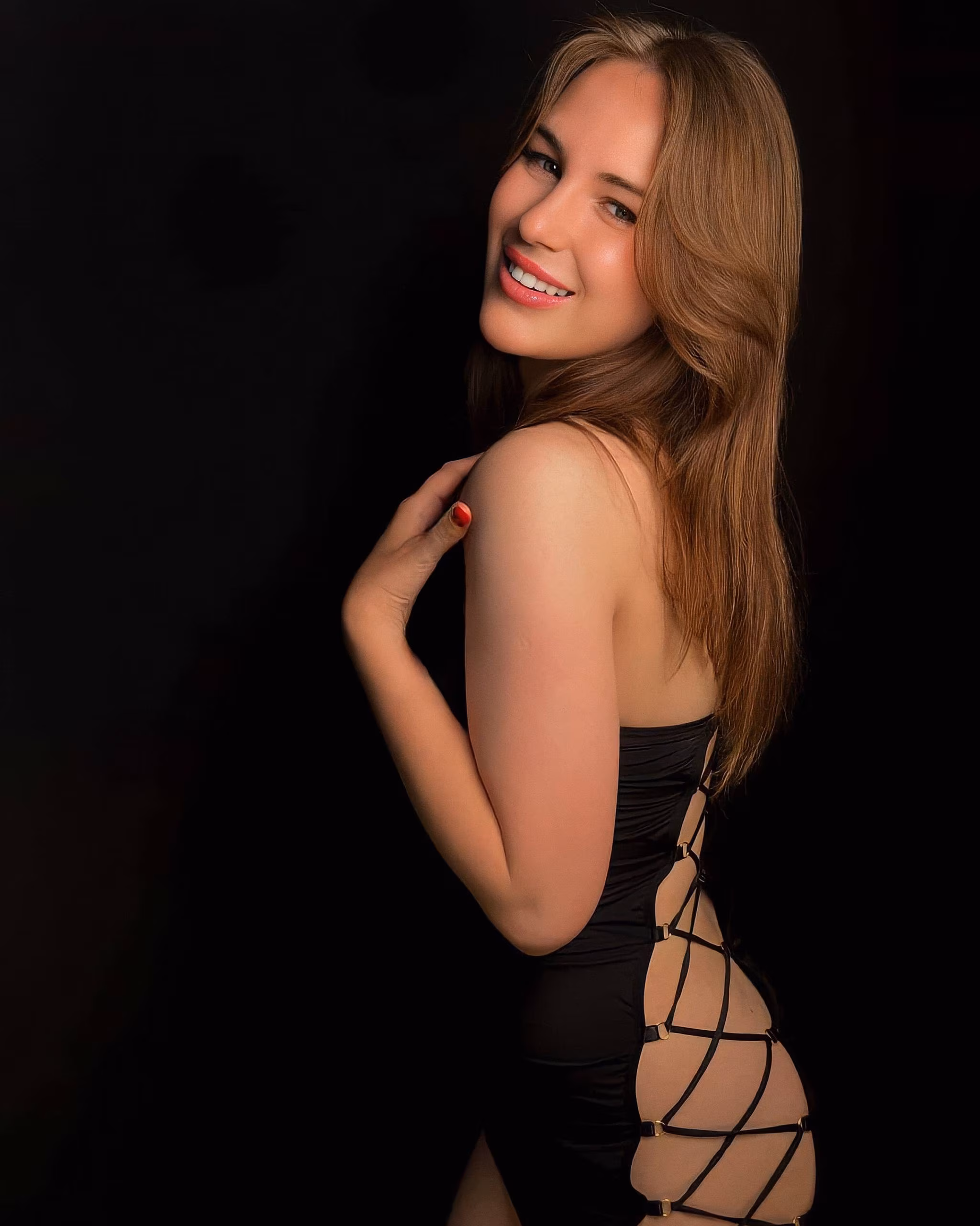 Mariia 35 Munchen Germany My dream is to have a happy ever after
